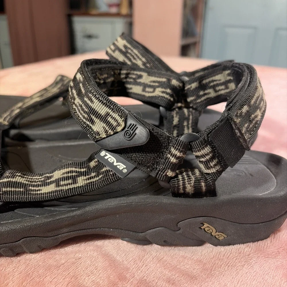 Teva Hurricane XLT2 Sandals Mens 14 Hiking Strappy Comfort Low Top Black Gray